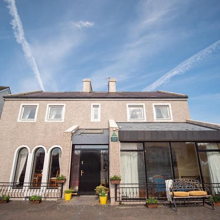 Ceol Na Mara Guest House 恩尼斯克朗 外观 照片