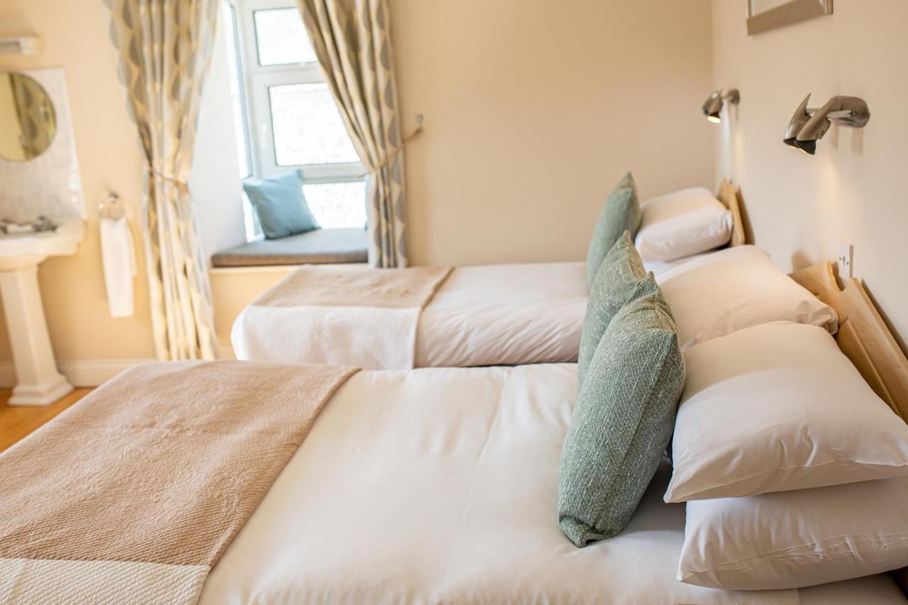 Ceol Na Mara Guest House 恩尼斯克朗 外观 照片