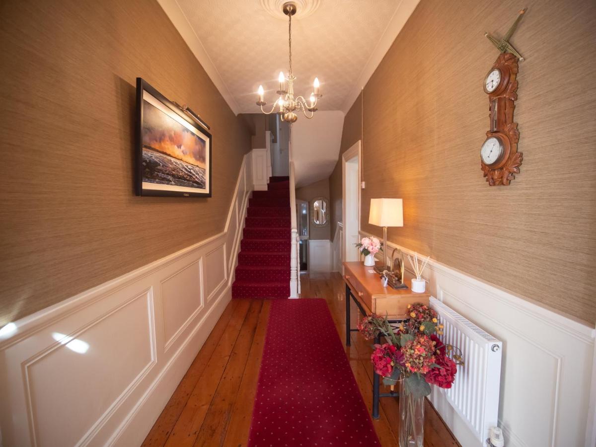 Ceol Na Mara Guest House 恩尼斯克朗 外观 照片