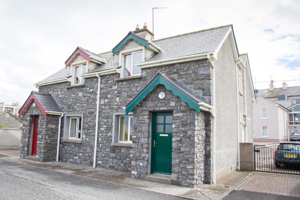 Ceol Na Mara Guest House 恩尼斯克朗 外观 照片